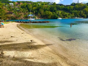 Marigot Bay beach