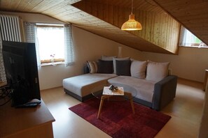 Ferienwohnung Burgblick-Wohnzimmer