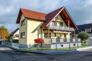 Ferienwohnung Forster (Moosbach)-Hausansicht