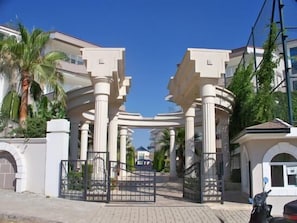 The entrance to the Oasis community