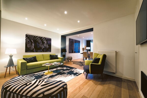 Living Room with High-Quality Convertible Bed