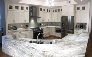 Gourmet kitchen
