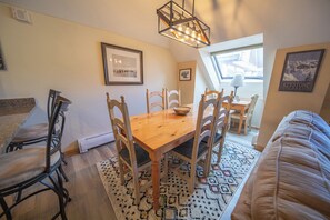 Dining space for your whole group!