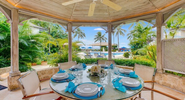 Outdoor dining