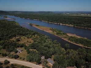 Access to the Beautiful Wisconsin River!