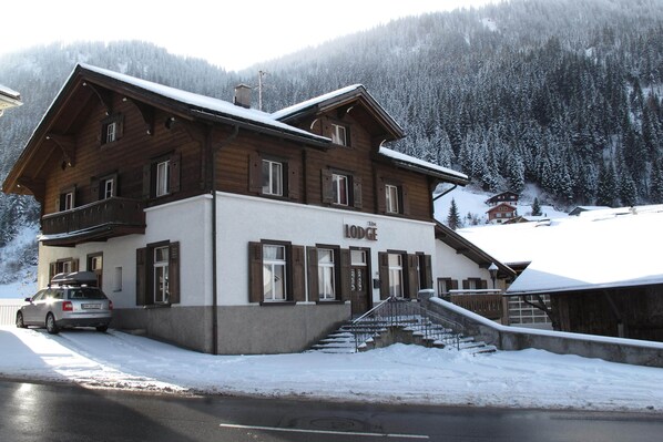 The Lodge Winter