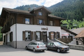 Lodge Summer