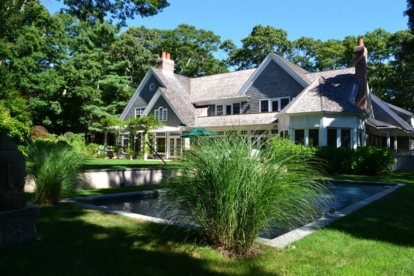 LUXURY HOME IN GEORGICA, EAST  HAMPTON