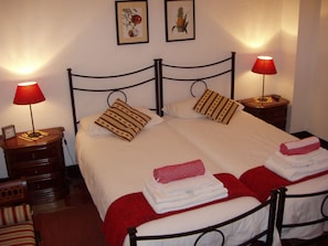 Lilium bedroom