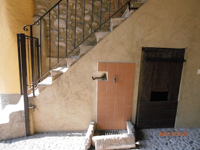 DETACHED FLAT, 65 MQ. FREE IN-AND-OUT IN BRIANZA, MERATE (LECCO)