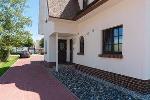 Exterior detail