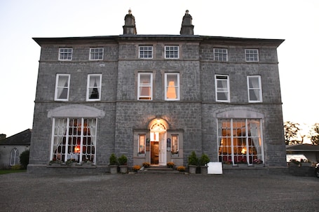Welcome to Inch House