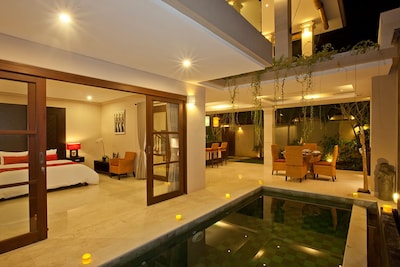 Angsa, 2 Bedroom Villa, Walk To Batu Belig Beach