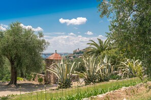 The villa overlooks the nearby village of Chateauneuf de Grasse