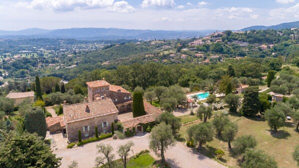 Majestic Hill Top Villa overlooking the Cote D'Azur