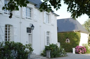 The Manor House and Winery