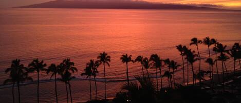 Maui Sunset from Hyatt
