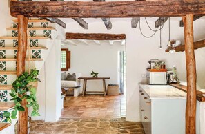 From kitchen to Living room