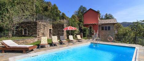 Villa Bernardino, Lake Maggiore - NORTHITALY VILLAS vacation villa rentals