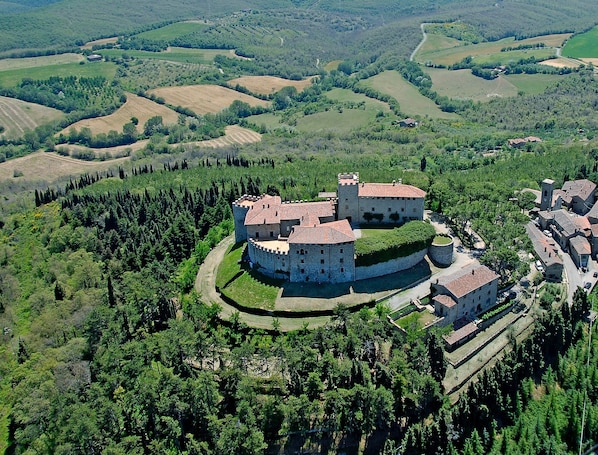 Castello di Montegiove and La Casetta seen from above.