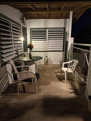 VILLA ANNETTE BEACH HOUSE 3RD FLOOR BALCONY