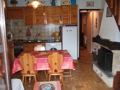 Nice duplex 6 pers, village center, south balcony mountain view, near the slopes