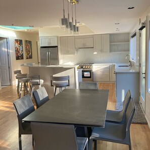 Newly renovated kitchen & dining room. Perfect for entertaining year round!