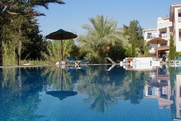 Une des 2 piscines de Paradise Gardens IV