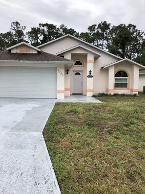 Our Villa 4 Bed Villa on Windward Cay