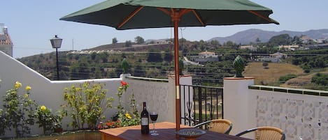 Casa Chillout - Lovely views and still walkable to Nerja centre