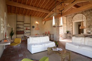 TUSCANY FOREVER RESIDENCE VILLA I SPAZIO FIRST FLOOR APARTMENT