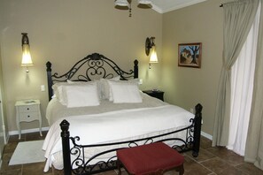 Downstairs master suite with king bed 