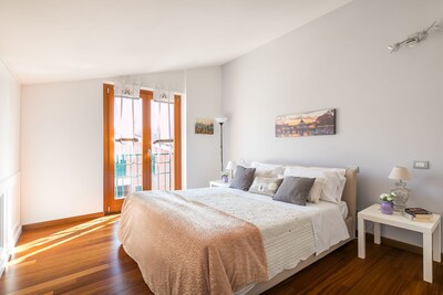 Romantic attic in Rome