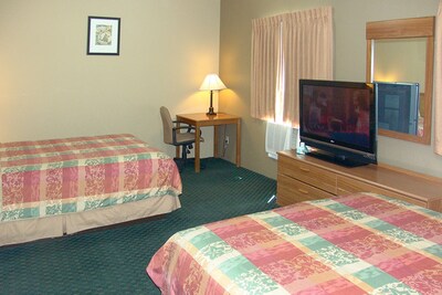 Welcome to the Holland inn suites double room