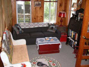 Sleeper Sofa in "Ell" off Living Area
