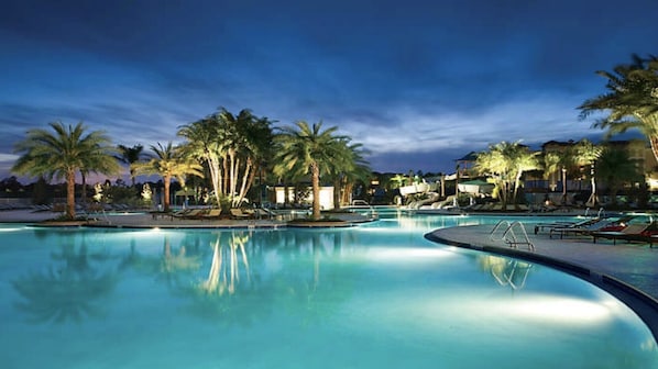 beautiful pools!
