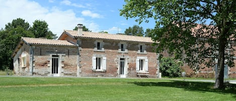 Gîte de la Guirandole-pêche-chasse-randonnées-Dordogne Périgord.