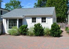 Outside of cottage -parking area