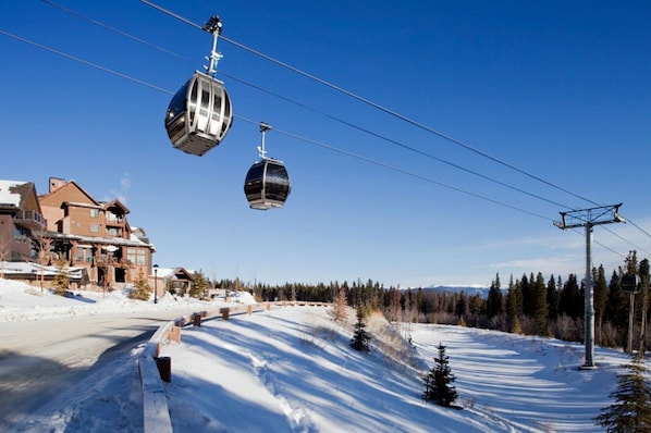 Snow and ski sports