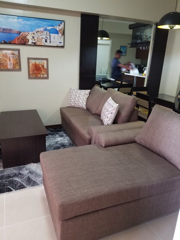 New Sofa Set
