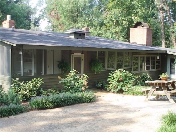 exterior of the Green Bell Guesthouse