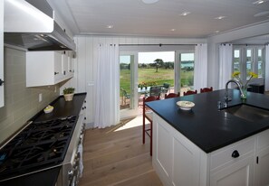 Oyster Pond at Chatham Townhome 32 Kitchen
