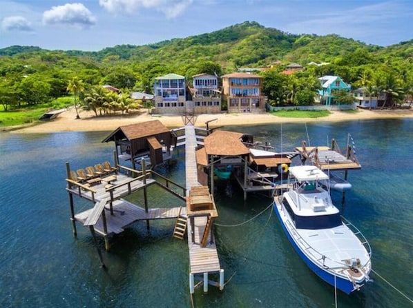 Turtle Casa's AMAZING dock, shared only with our two neighbors.
