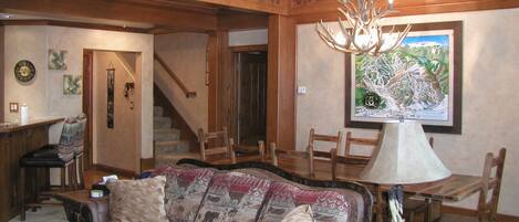Great room with hand carved woodworking - Ski in/Ski Out