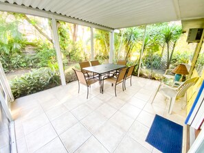 Outdoor dining