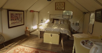 Glamping Tent II, Located On 40 acres 