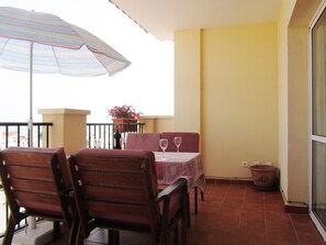 Grand terrace