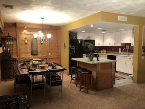 Kitchen dinning area