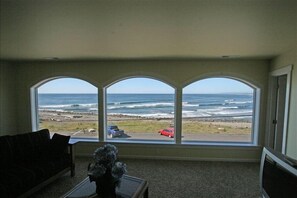 The view is breathtaking! 3rd floor den  OCEAN VIEW
