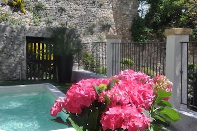- POOL BELLE PANORAMA BLICK 4 ch 8 pers Rasteau, wifi, promo 615875251